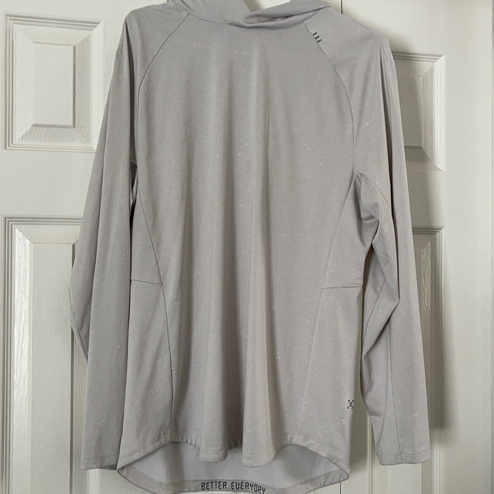 Lululemon Long Sleeve Shirt Size L 🥰🥰